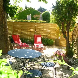 https://location-gtes.fr-provencehotel.com